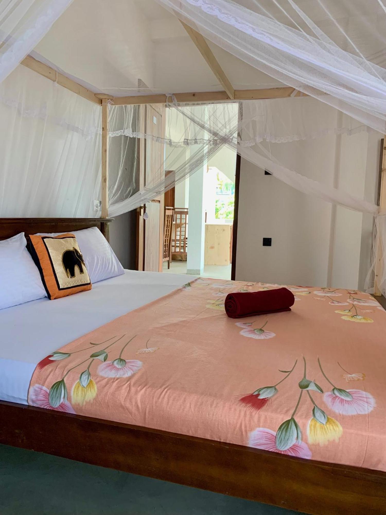 Mrmango Weligama Apartment Ngoại thất bức ảnh