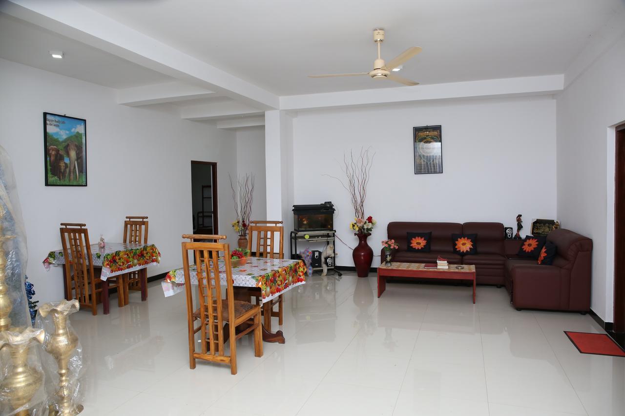 Mrmango Weligama Apartment Ngoại thất bức ảnh